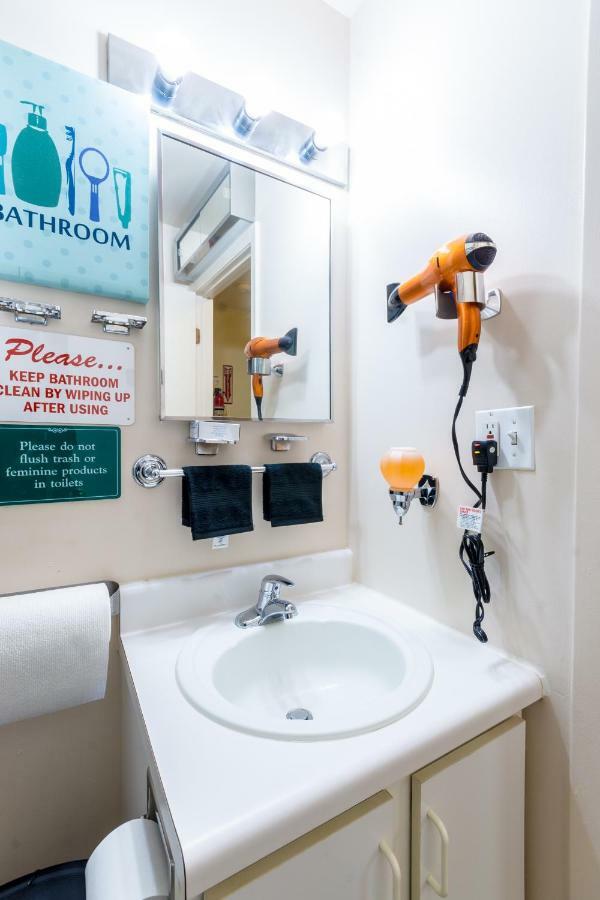 Two Bedrooms Apartment Manage And Supervise By Host Endless Features Amenities Dishwasher Washer Dryer Best Wifi Internet Services By Verizon Fios 960 Upload 960 Download Bi Monthly Free Housekeeping Services Huge 10000 Square Footage Nueva York Exterior foto